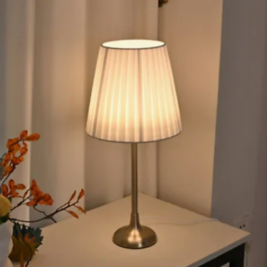 Pleated Classic Table Lamp